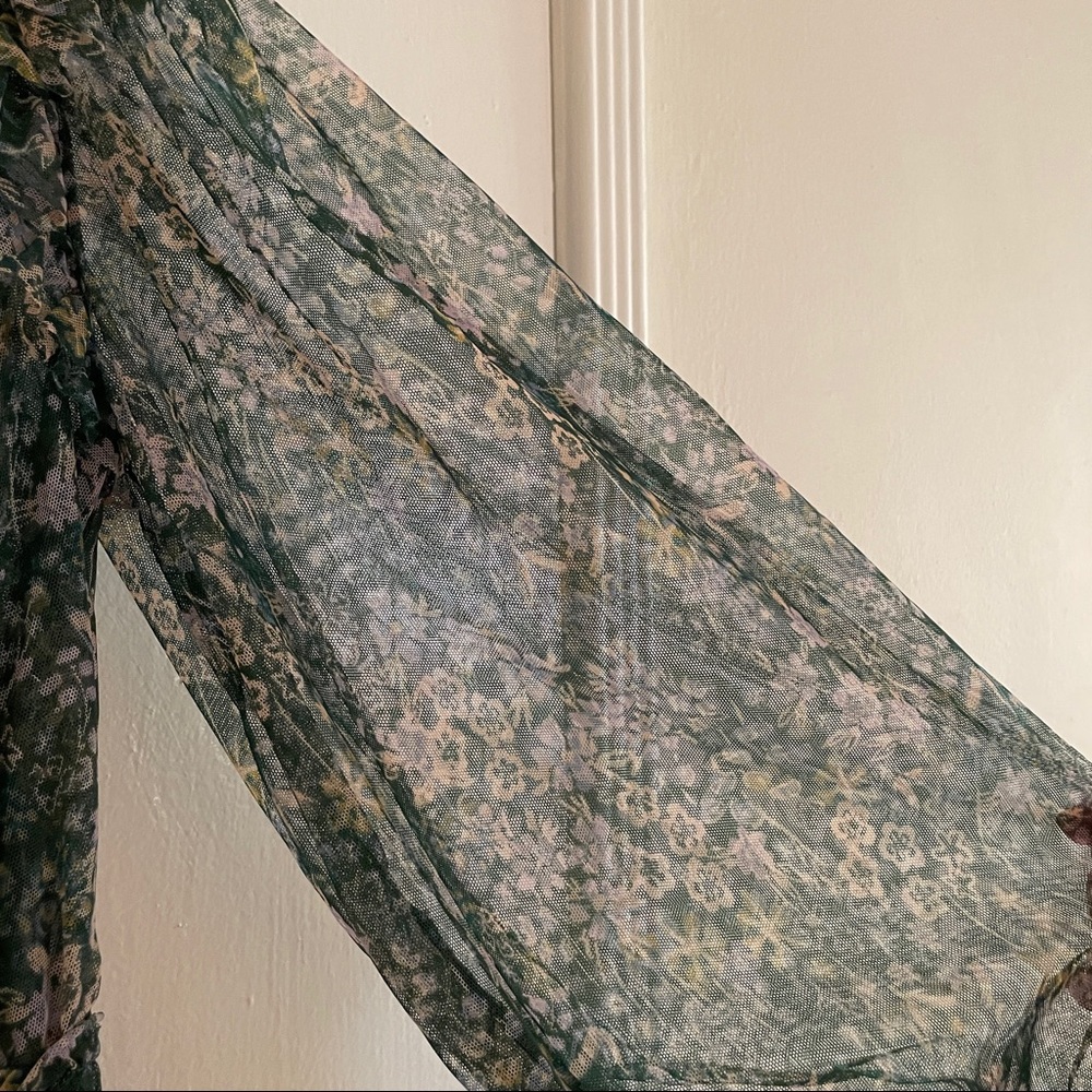Free People Floral Style Top - Picture 6 of 6